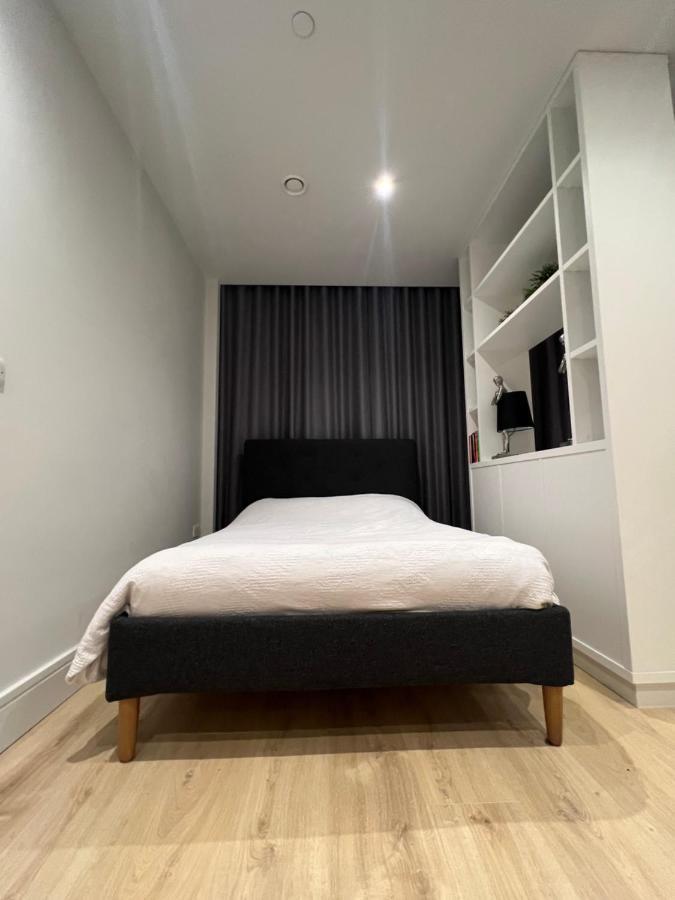 London Luxxe Suites & Apartments - London Heathrow Airport, Terminal 1 2 3 4 5 هيثرو المظهر الخارجي الصورة