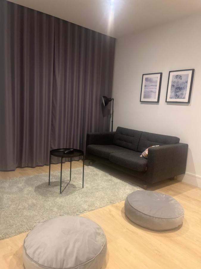 London Luxxe Suites & Apartments - London Heathrow Airport, Terminal 1 2 3 4 5 هيثرو المظهر الخارجي الصورة